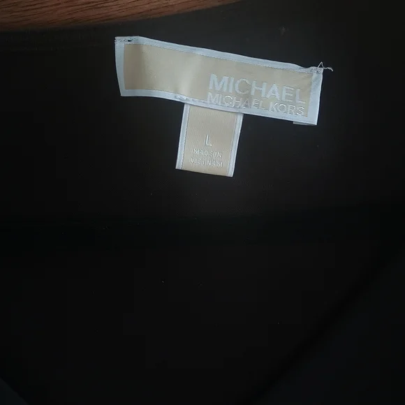 Lot Lf Women's Tops - Picture 14 of 16